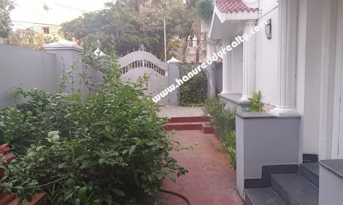 8 BHK Independent House for Sale in Adyar